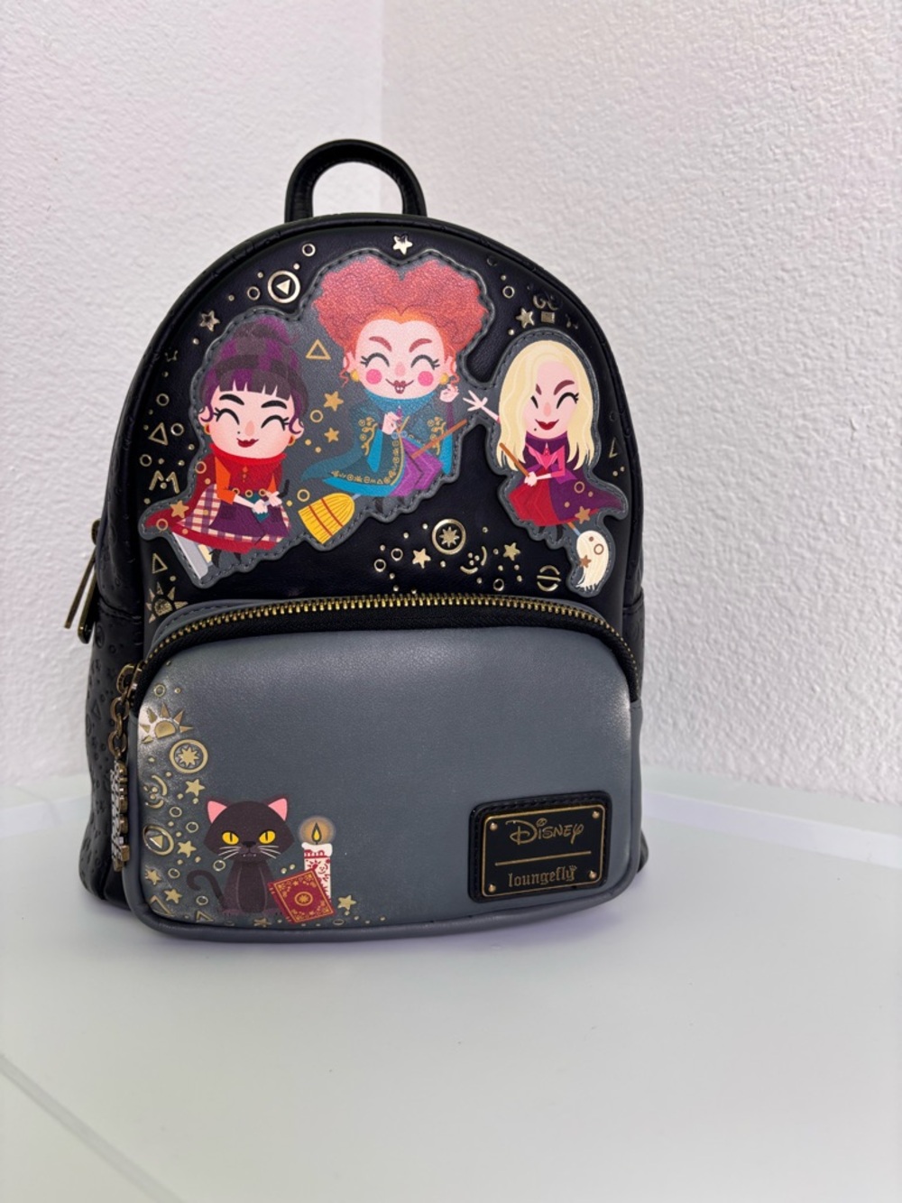 Loungefly Disney Hocus Pocus Mini Backpack - Black/Gray - Picture 2 of 9